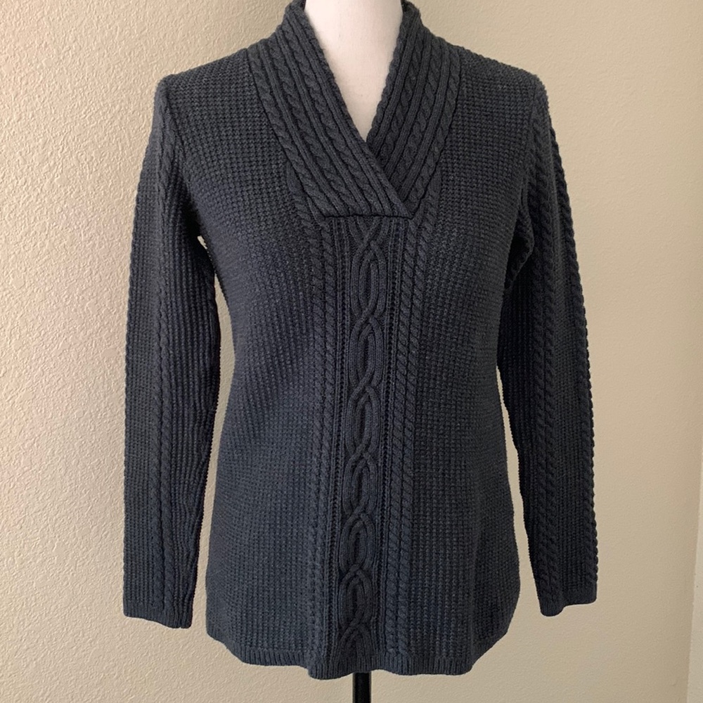 NAUTICA SWEATER TOP V NECK M NWOT